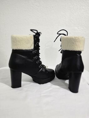 Forever Black Heeled Lace-Up Ankle Boots with Cream Cuff Size-8